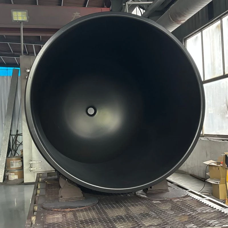 Réservoir de stockage de produits chimiques enduit de PFA